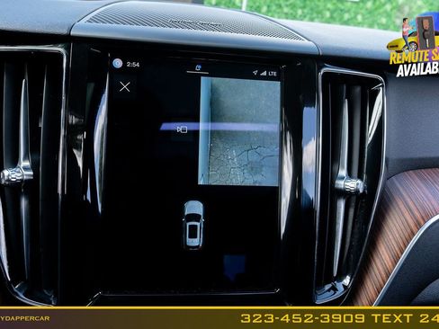 Used 2023 Volvo XC60 B5 Plus AWD/4WD image 41