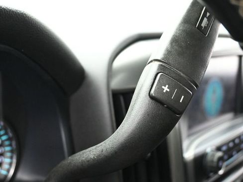 Used 2018 Chevrolet Silverado 1500 LT image 21