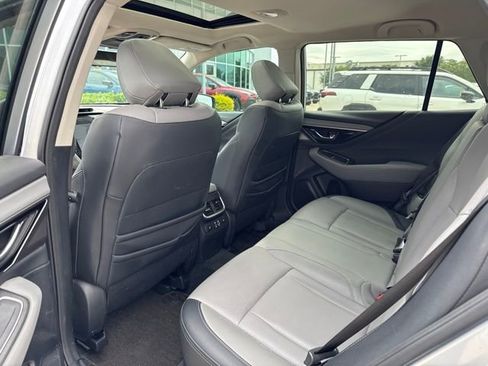 Certified 2023 Subaru Outback Limited AWD/4WD image 11