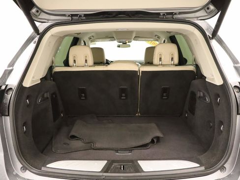 Used 2019 Buick Envision Preferred w/ LPO, Cargo Package image 19