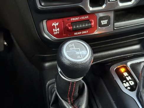 Used 2019 Jeep Wrangler Unlimited Rubicon image 23