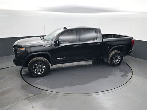 Used 2025 GMC Sierra 1500 AT4X image 20