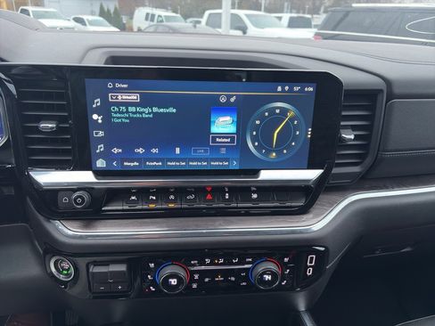 Used 2023 Chevrolet Silverado 1500 LTZ w/ Technology Package image 12