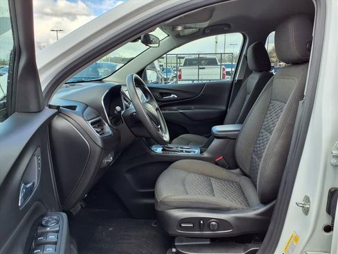Used 2020 Chevrolet Equinox LT image 17
