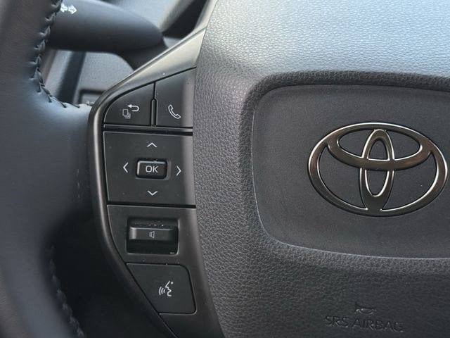 Certified 2026 Toyota Prius LE FWD image 15