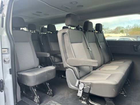 Used 2023 Ford Transit 350 XLT image 16