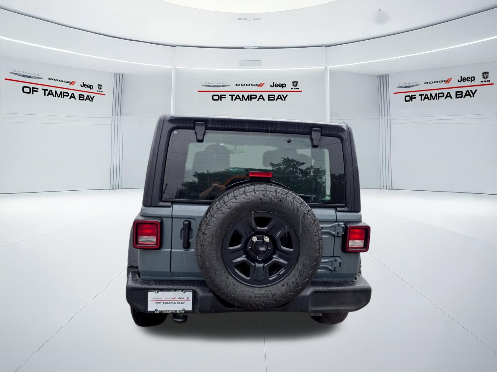 Used 2025 Jeep Wrangler Sport AWD/4WD image 5