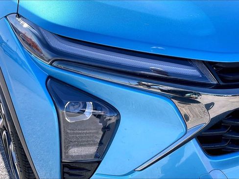 Used 2025 Chevrolet Trax RS w/ Driver Confidence Package image 33