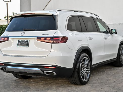 Used 2025 Mercedes-Benz GLS 450 4MATIC image 13