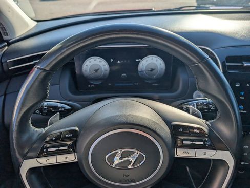 Used 2023 Hyundai Tucson Limited image 17