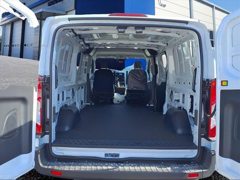 New 2025 Ford Transit 350 148 Low Roof AWD image 24