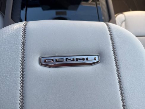 New 2026 GMC Yukon Denali w/ Sun & Power Step Package AWD/4WD image 76