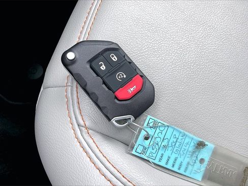 Used 2023 Jeep Gladiator Mojave w/ LED Lighting Group image 34