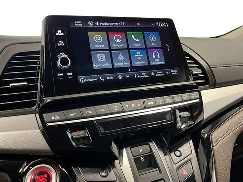 New 2026 Honda Odyssey Touring image 19
