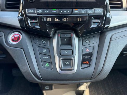 Used 2024 Honda Odyssey EX-L image 19