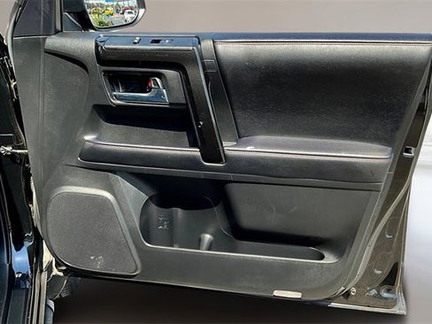 Used 2022 Toyota 4Runner TRD Off-Road Premium image 26