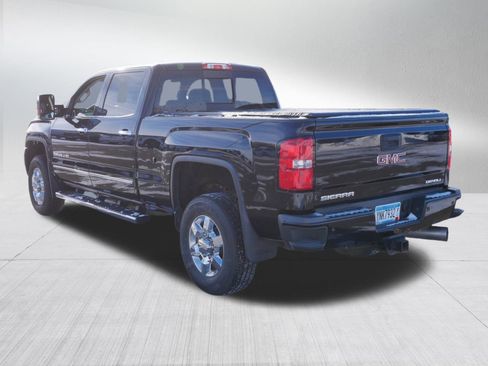 Used 2019 GMC Sierra 3500 Denali w/ Duramax Plus Package image 5