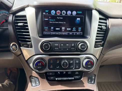 Used 2018 Chevrolet Suburban Premier w/ Max Trailering Package AWD/4WD image 24
