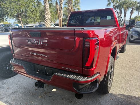 Used 2024 GMC Sierra 2500 Denali w/ Denali Reserve Package AWD/4WD image 7