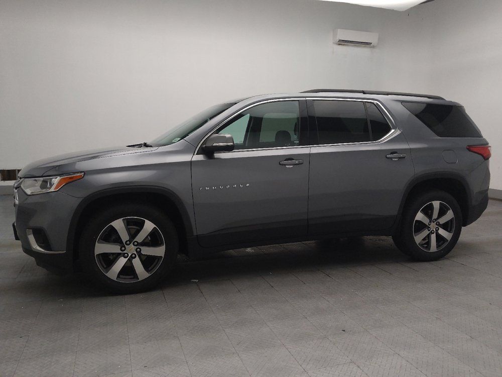 Used 2021 Chevrolet Traverse LT w/ LT Premium Package AWD/4WD image 2