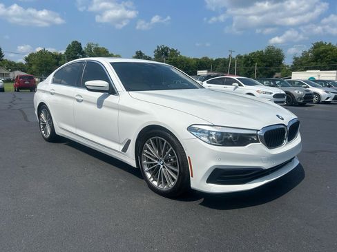 Used 2019 BMW 530i w/ Convenience Package RWD image 3