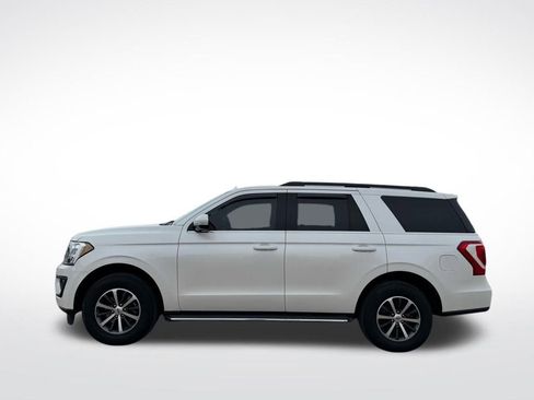 Used 2019 Ford Expedition XLT w/ Equipment Group 202A image 8