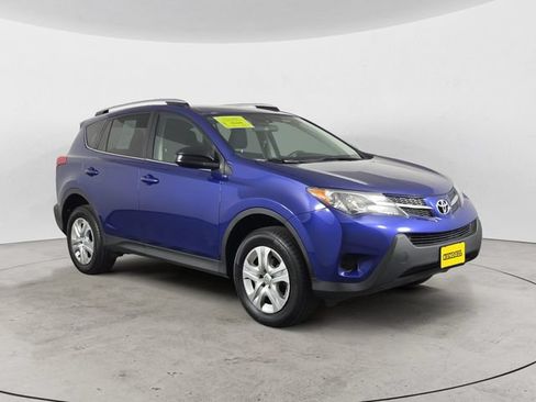 Used 2015 Toyota RAV4 LE AWD/4WD image 3