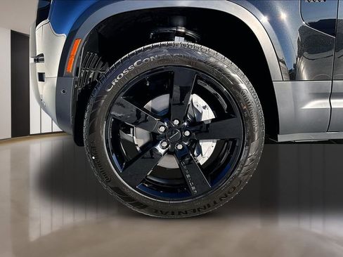 New 2026 Land Rover Defender 110 S AWD/4WD image 13