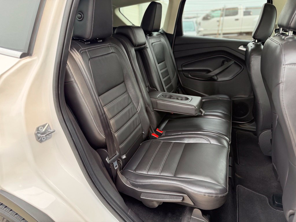 Used 2019 Ford Escape Titanium AWD/4WD image 22