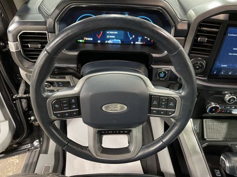 Used 2022 Ford F150 Limited image 19