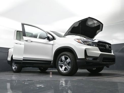 Certified 2025 Honda Ridgeline RTL image 62