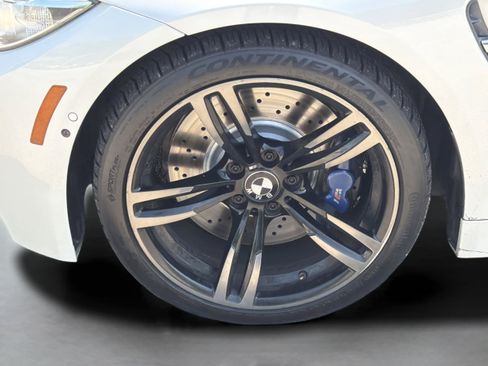 Used 2017 BMW M4 Convertible RWD image 33