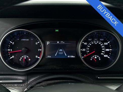 Used 2024 Kia Carnival LX FWD image 34