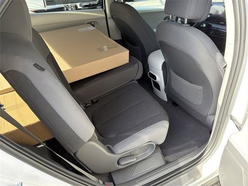 New 2026 Hyundai Ioniq 5 SE image 15