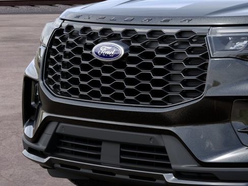 New 2027 Ford Explorer ST-Line w/ Premium Package RWD image 19