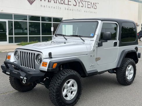 Used 2006 Jeep Wrangler X AWD/4WD image 4