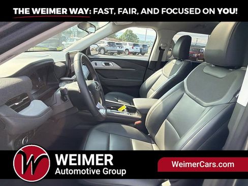 Used 2025 Ford Explorer Active w/ Active Comfort Package AWD/4WD image 31