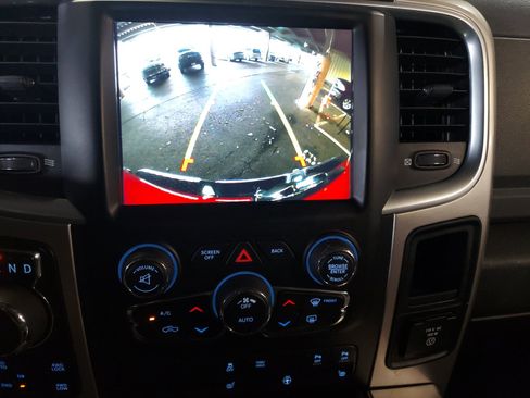 Used 2018 RAM 1500 Lone Star AWD/4WD image 14
