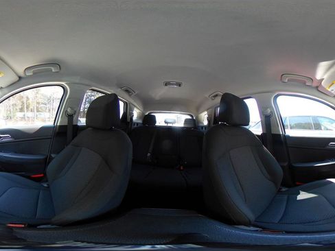 Used 2025 Kia Sportage LX image 42