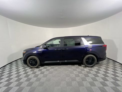 New 2026 Kia Carnival LX FWD image 7