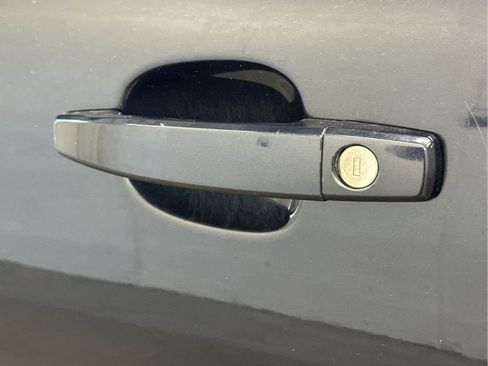 Used 2015 Chevrolet Camaro LT image 7