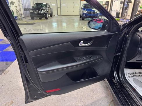 Used 2020 Kia Forte GT-Line FWD image 10