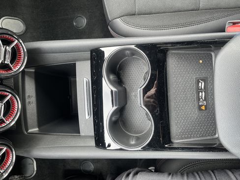 Used 2025 Chevrolet Blazer EV RS image 32