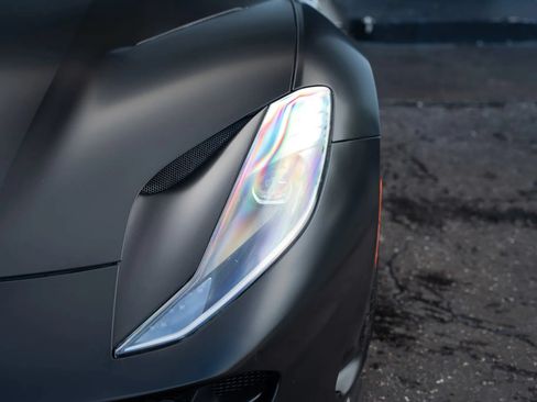 Used 2019 Ferrari 812 Superfast RWD image 27
