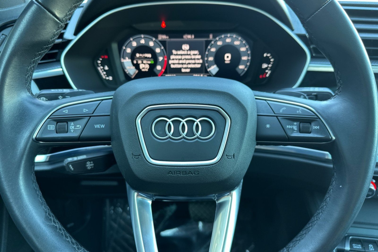 Used 2023 Audi Q3 2.0T Premium w/ Black Optic Sport Package AWD/4WD image 21