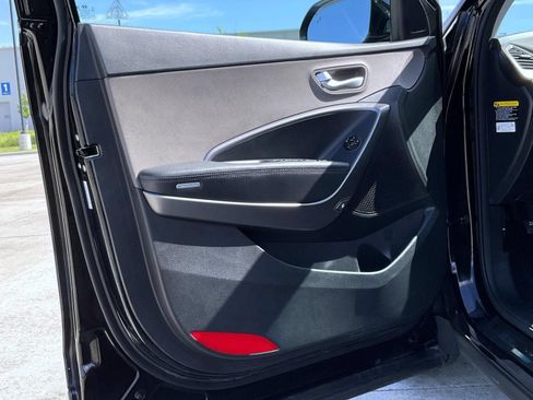 Used 2019 Hyundai Santa Fe XL SE w/ SE Premium Package 02 FWD image 9