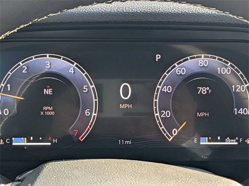 New 2025 Jeep Grand Cherokee L Laredo image 22