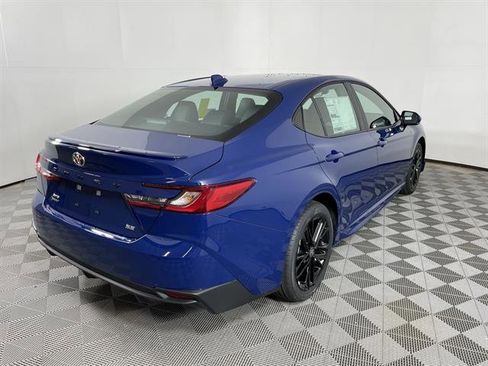 New 2026 Toyota Camry SE image 7