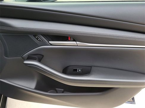 Certified 2025 MAZDA MAZDA3 s image 6