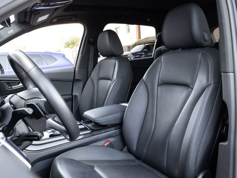 Used 2022 Audi Q7 2.0T Premium Plus w/ Premium Plus Package AWD/4WD image 4